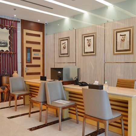 Tulip Al Barsha Hotel Apartment Dubai Exterior foto