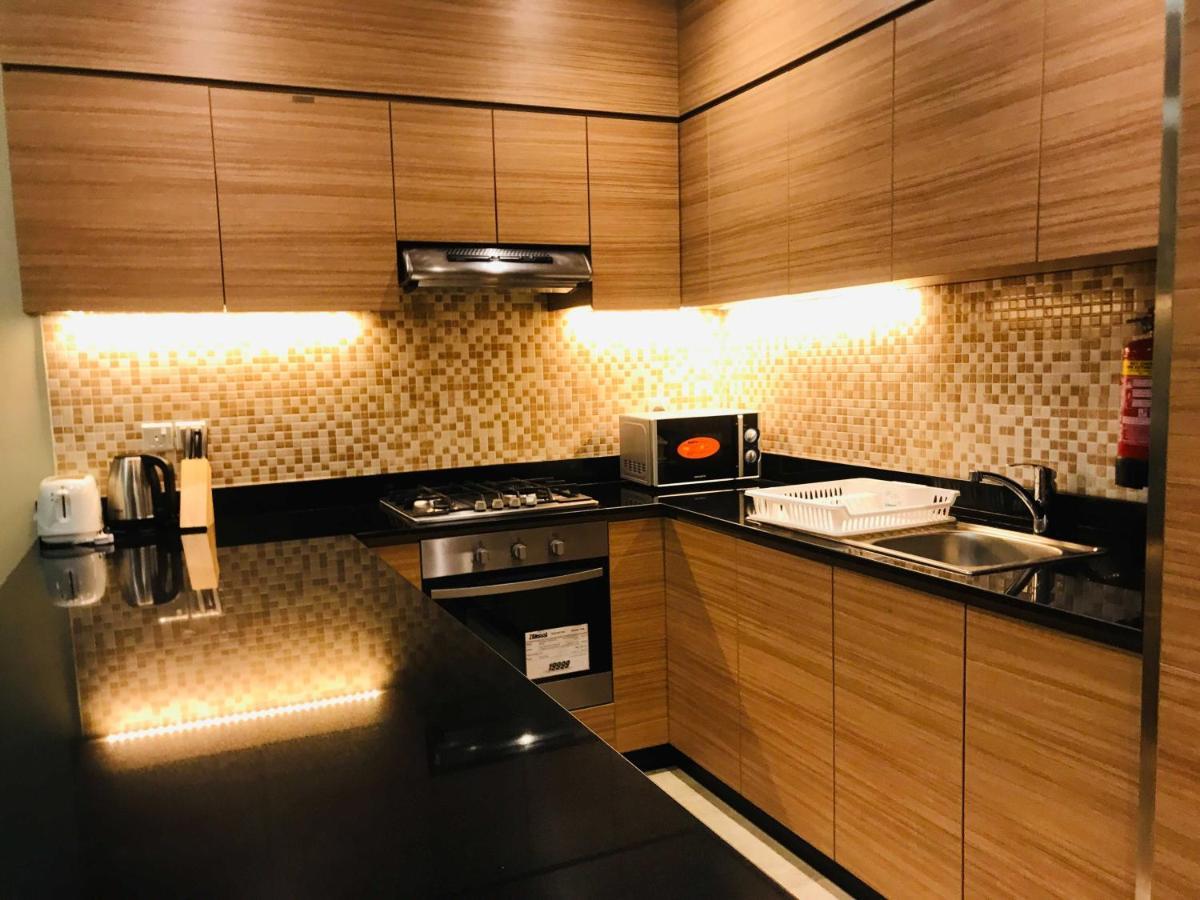 Tulip Al Barsha Hotel Apartment Dubai Exterior foto