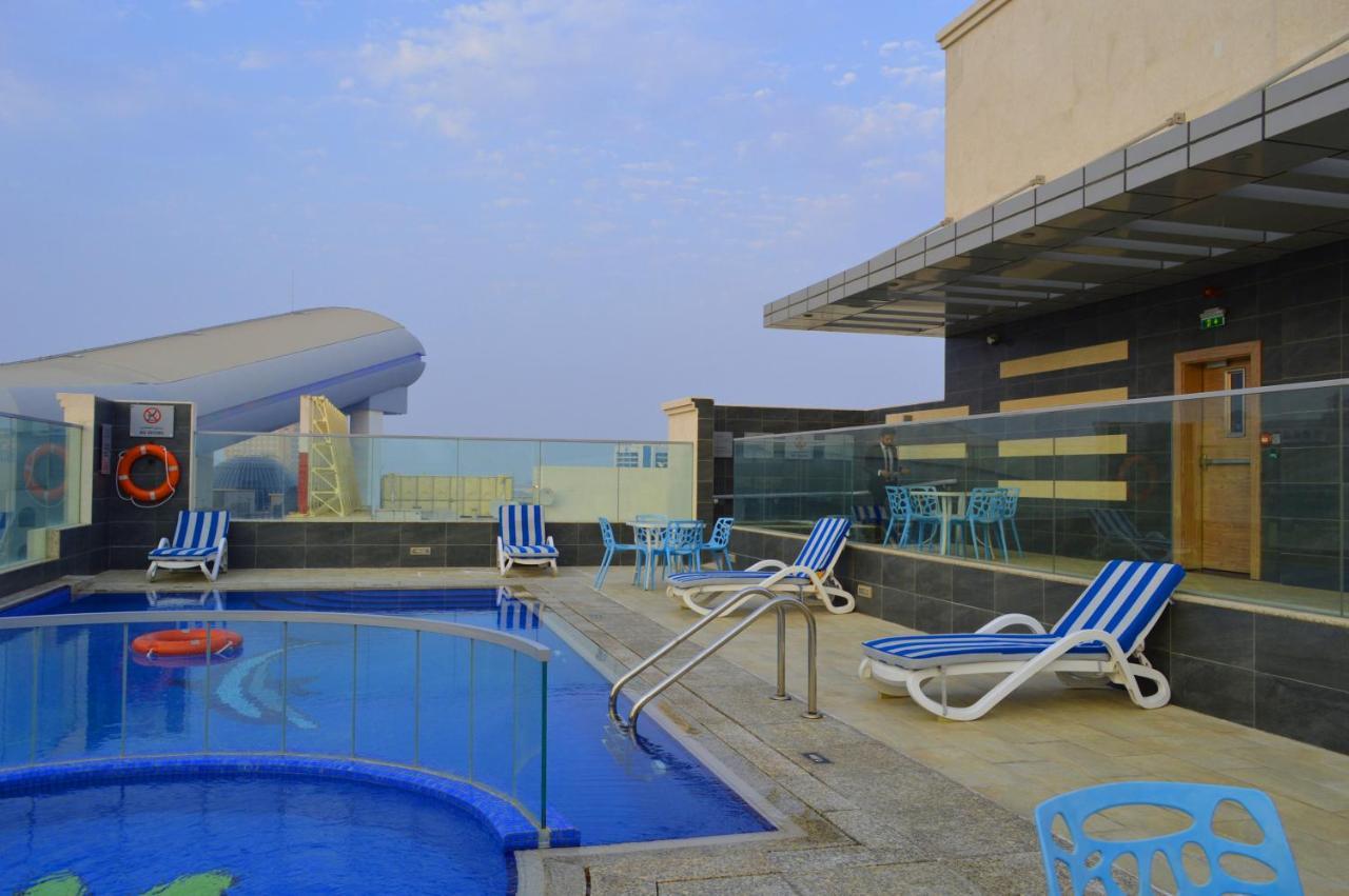 Tulip Al Barsha Hotel Apartment Dubai Exterior foto