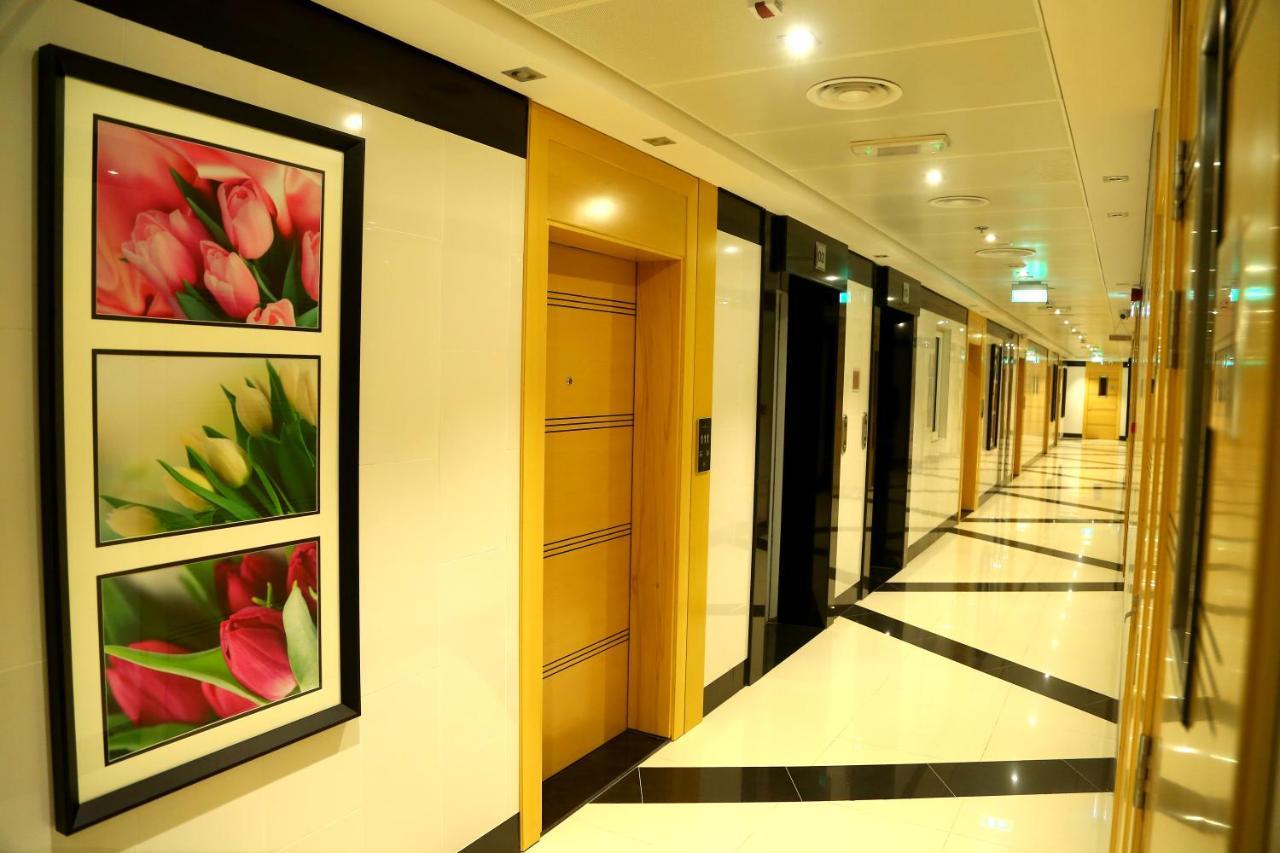Tulip Al Barsha Hotel Apartment Dubai Exterior foto