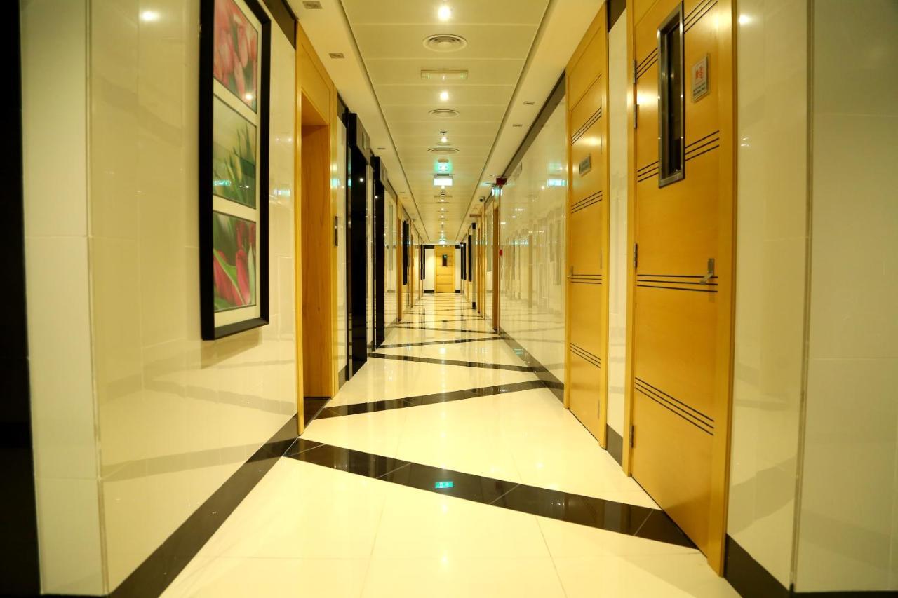 Tulip Al Barsha Hotel Apartment Dubai Exterior foto