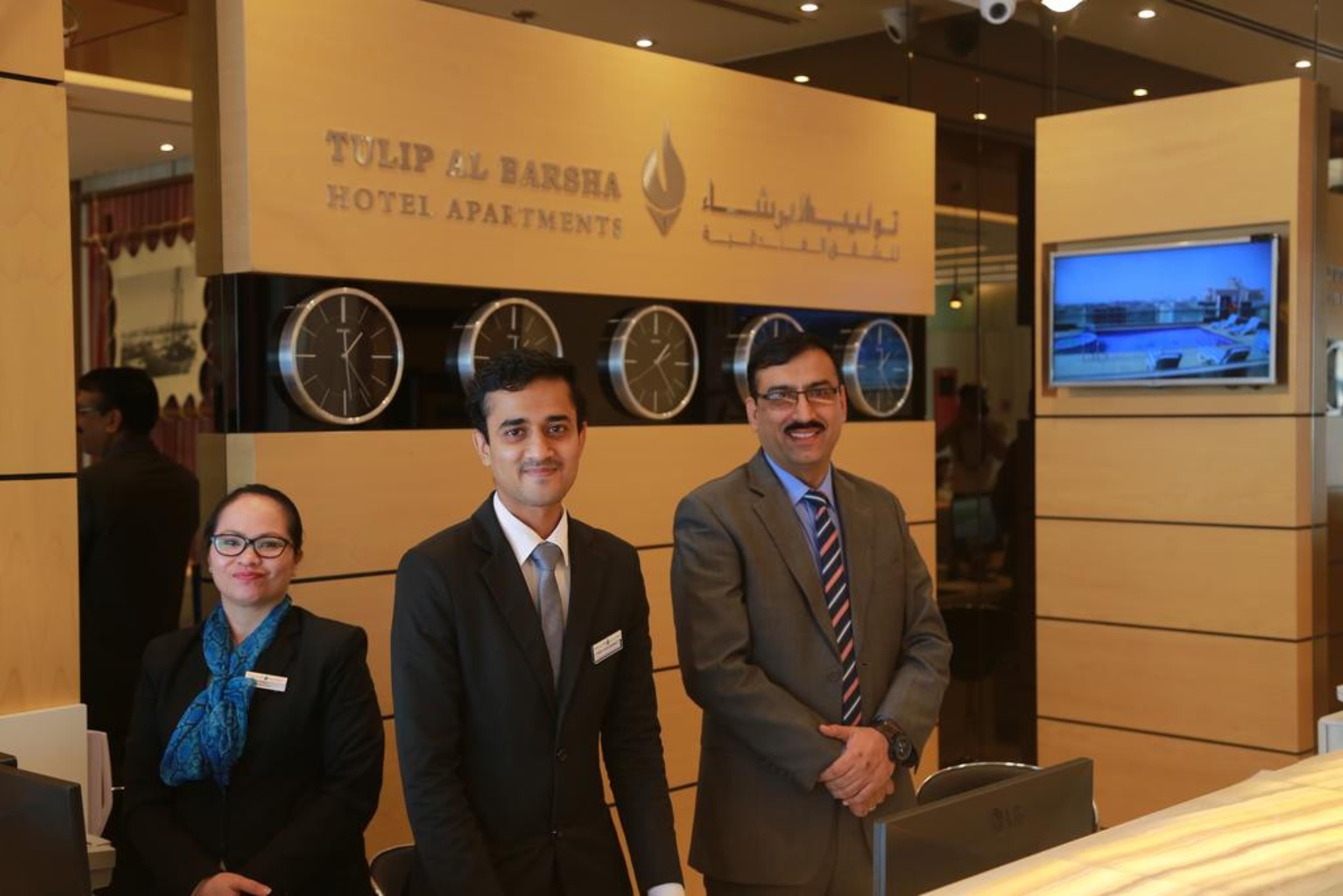Tulip Al Barsha Hotel Apartment Dubai Exterior foto