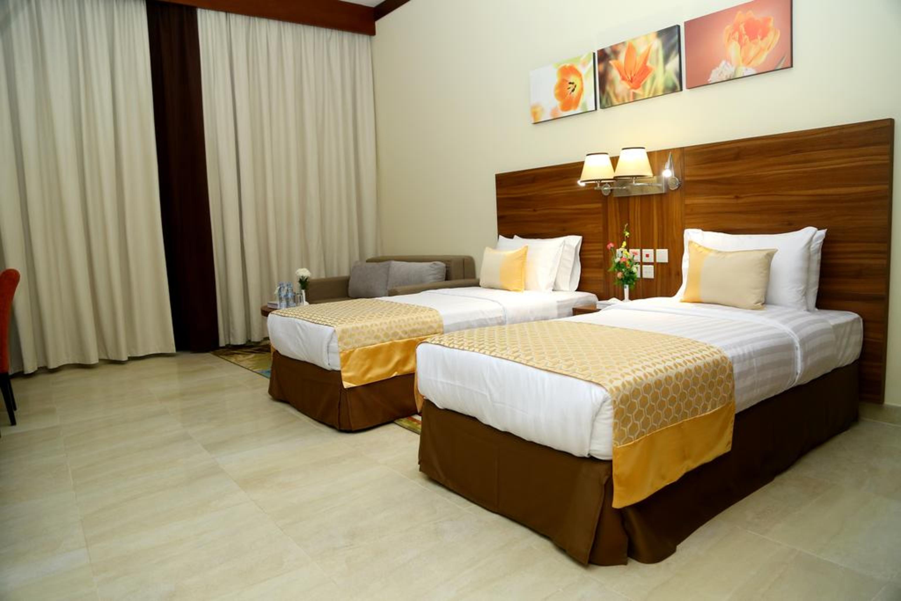 Tulip Al Barsha Hotel Apartment Dubai Exterior foto